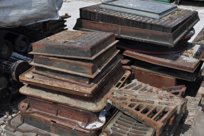 Various Man Hole Covers Square & Round