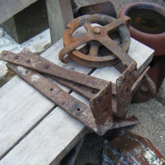 Metal Straps and Tie Bars